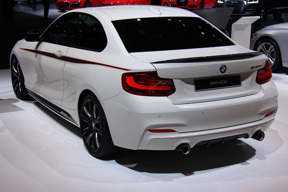 2015-bmw-m235i-rear-tail-lights-lamps