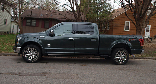 2015-Ford-F-150-King-Ranch-Super-Crew-4X4-side